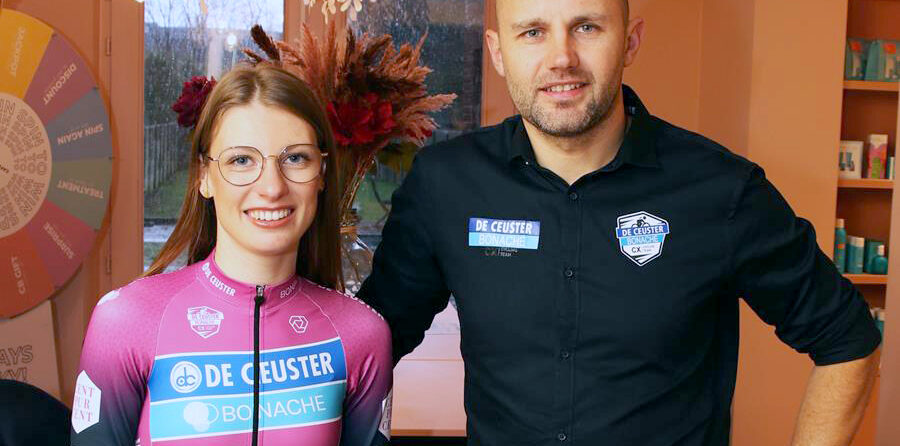 Molse Jinse Peeters voorgesteld bij De Ceuster Bonache Cycling Team met neef Rob Peeters